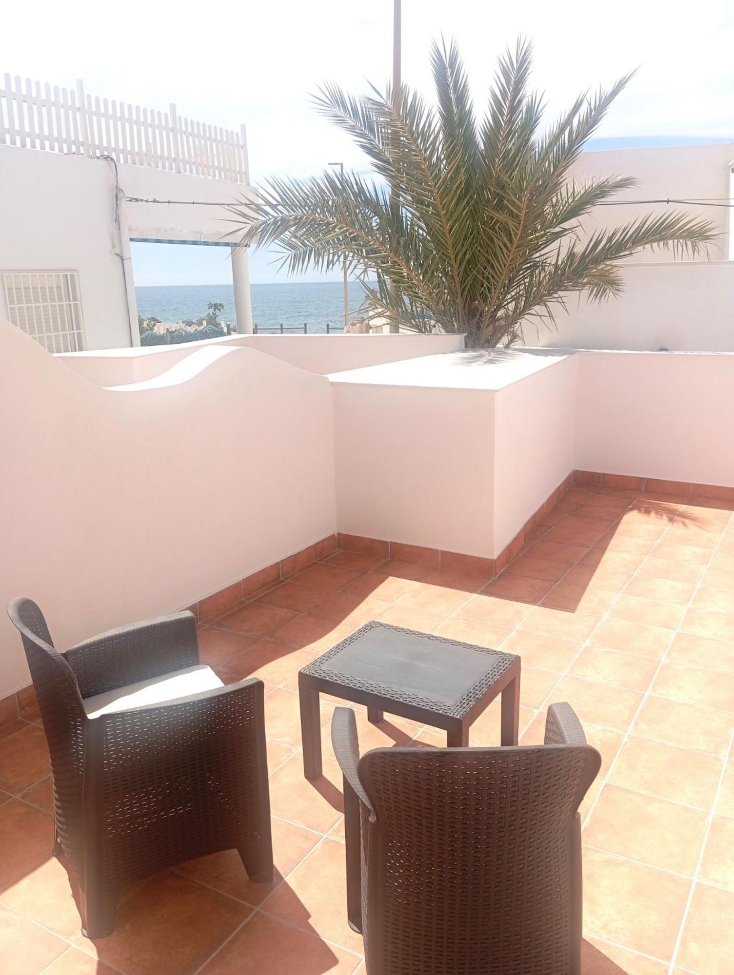 Hostal Casa Emilio Almería Exterior foto